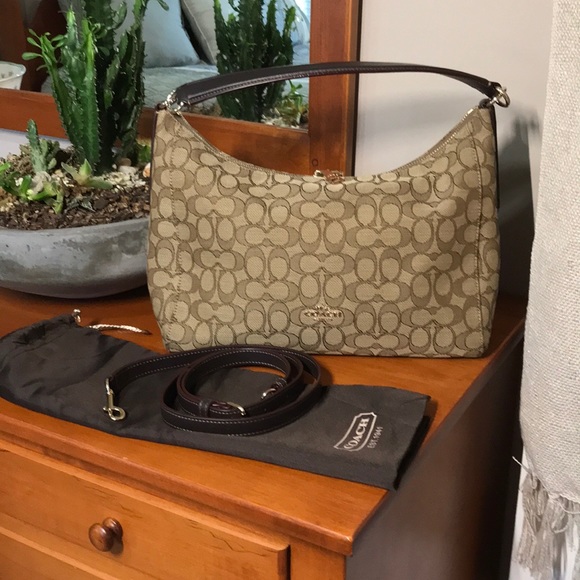 Coach Handbags - Authentic Coach signature handbag